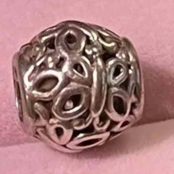 PANDORA "Openwork Butterfly Garden" Charm - Picture 9 of 14